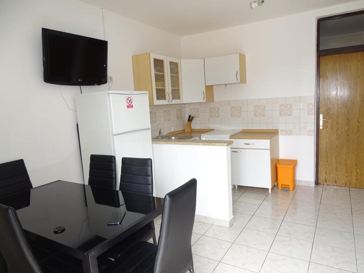 Apartment Zana Stan Trigraci
